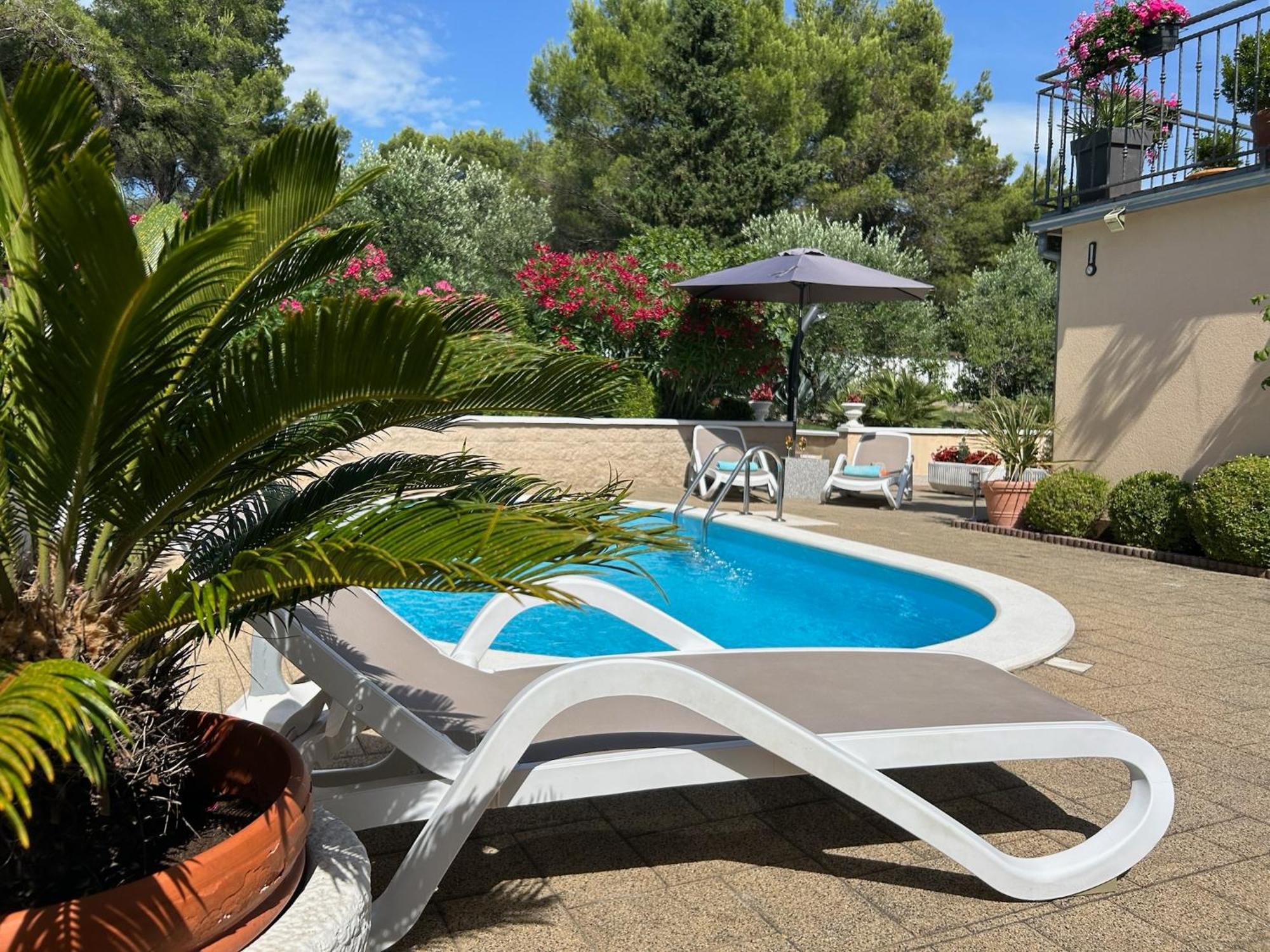 Holiday Home Villa Romantica Sveti Filip i Jakov Luaran gambar