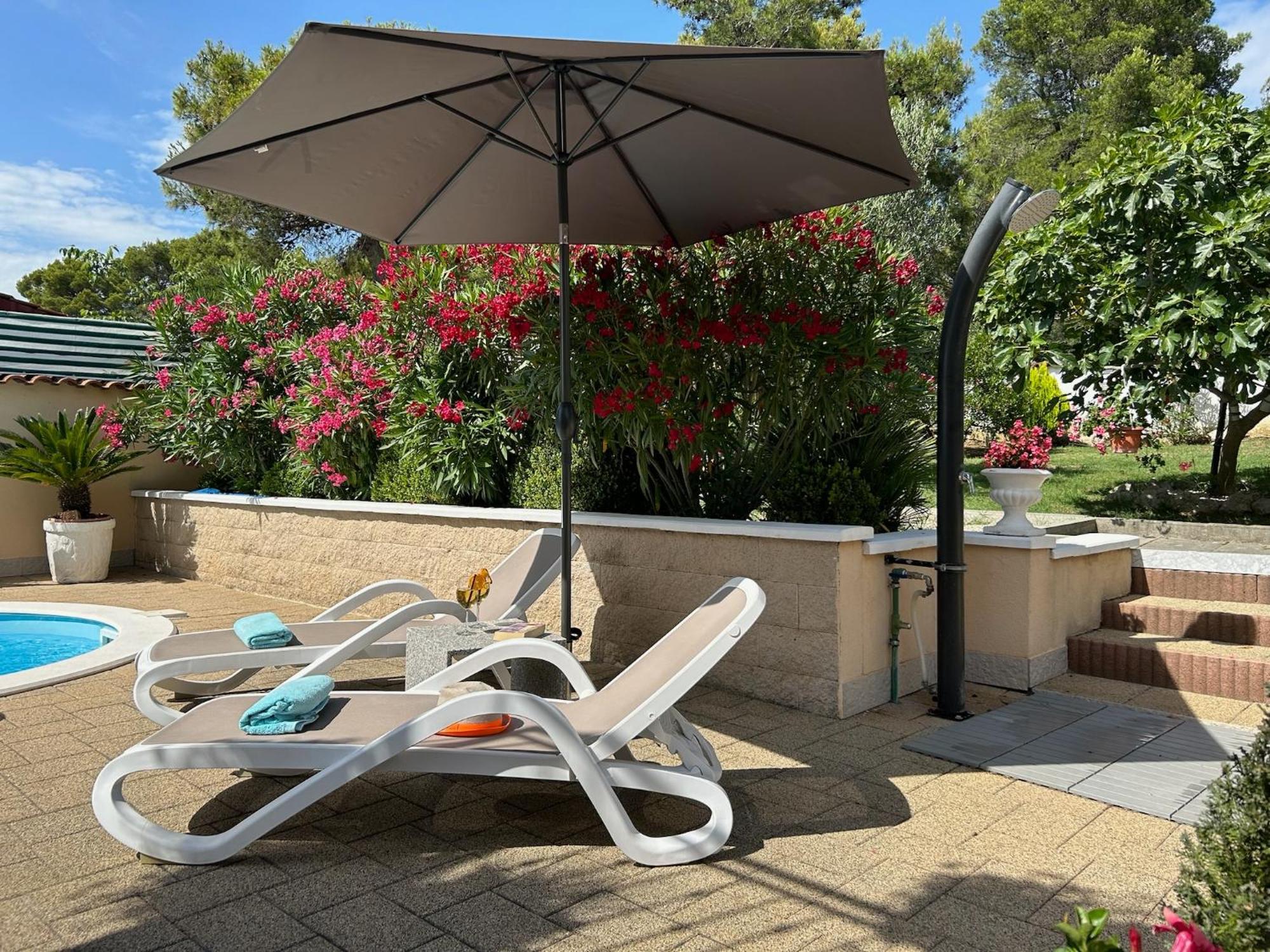 Holiday Home Villa Romantica Sveti Filip i Jakov Luaran gambar